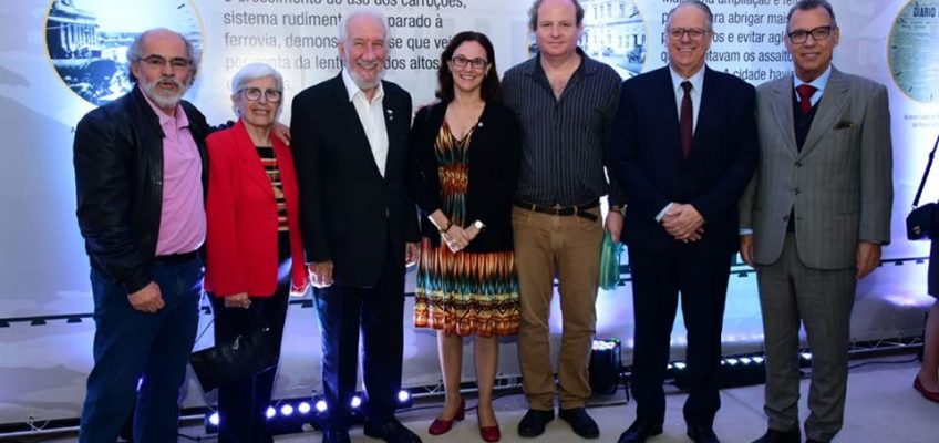 Acadêmicos participam de inauguração da renovada Estação Saudade