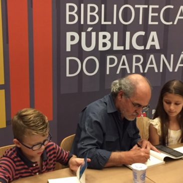 Nilson Monteiro lança livro sobre a Biblioteca Pública